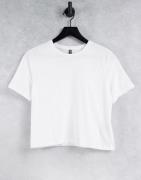 Pieces - Hvid cropped T-shirt