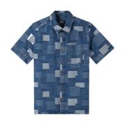 Kortærmet skjorte med teksturerede blå mønstre