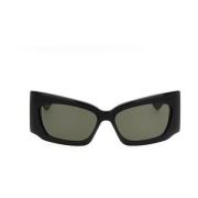 Solbriller med firkantede stel og grå linser