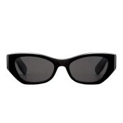 Moderne sorte sommerfuglesolbriller med grå linser