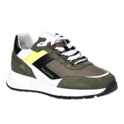 Sneaker in olive green and white suede
