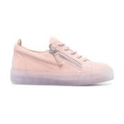 Beige Lukkede Flade Sneakers Stilfuld Komfort