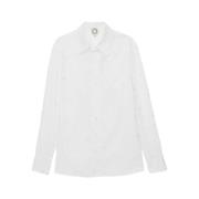 Broderet hvid skjorte, tidløs stil