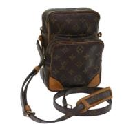 Pre-owned Canvas louis-vuitton-tasker