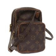 Pre-owned Canvas louis-vuitton-tasker