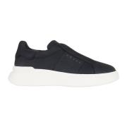 Suede Slip-On Sneakers med Logo Detalje