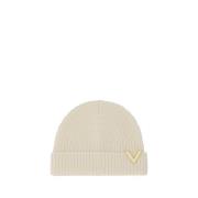 Ribbet uld beanie med logo plakette