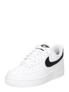 Nike Sportswear Sneaker low 'AIR FORCE 1 07'  sort / hvid