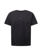 Nike Sportswear Bluser & t-shirts 'Essential'  sort