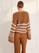 Guido Maria Kretschmer Women Pullover  cognac / hvid