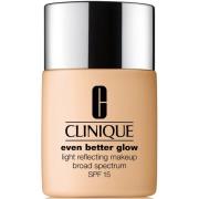 Clinique Even Better Even Better Glow Light Reflecting Makeup SPF