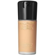 MAC Cosmetics Studio Radiance Serum-Powered Foundation Nc35