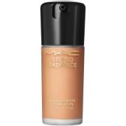 MAC Cosmetics Studio Radiance Serum-Powered Foundation Nw40