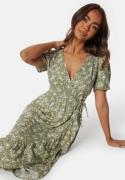 Happy Holly Evie Puff Sleeve Wrap Dress Care Khaki green/Patterned 52/54