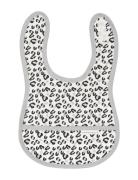 Bib White Leo Baby & Maternity Care & Hygiene Dry Bibs Multi/patterned Geggamoja