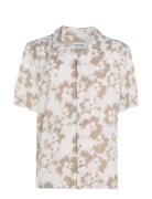 Viscose Flower Aop S/S Shirt Tops Shirts Short-sleeved Beige Calvin Klein
