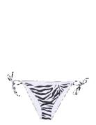 Piliagz Bikini Bottom Swimwear Bikinis Bikini Bottoms Side-tie Bikinis White Gestuz