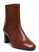 Bootie - Block Heel - With Zippe Shoes Boots Ankle Boots Ankle Boots With Heel Brown ANGULUS