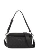 Ck Must Conv Camera Bag_Mono Bags Small Shoulder Bags-crossbody Bags Black Calvin Klein