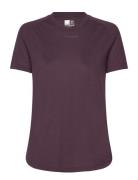 Hmlmt Vanja T-Shirt Sport T-shirts & Tops Short-sleeved Burgundy Hummel