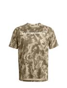 Ua Tech Abc Camo Ss Sport Men Men Sports Clothes Sport Tops Sport T-Skjorte Khaki Green Under Armour