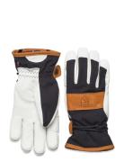 Voss Cz - 5 Finger Black/Cork Accessories Gloves Finger Gloves Black Hestra