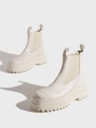 NLY Shoes All Day Chelsea Boot Boots Cream