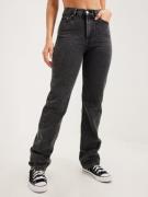 Calvin Klein Jeans - Straight jeans - Grey - High Rise Straight - Jeans