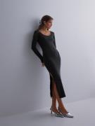 Vero Moda - Langærmede kjoler - Black - Vmhartley Ls 7/8 Versitale Dress Vm - Kjoler - Long sleeved dresses