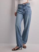 Only - Straight jeans - Medium Blue Denim - Onlrobyn Mw Str Lo Ak Dnm DOT536 No - Jeans