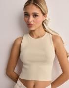 Vero Moda - Beige - Vmginny Sl O-Neck Crop Top Noos