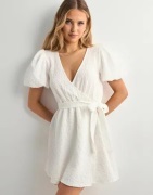 Nelly - Hvid - Fancy Wrap Dress