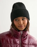 Nelly - Sort - Fuzzy Beanie