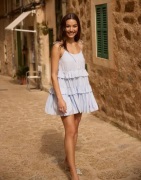 Nelly - Blå - Volume Flounce Dress