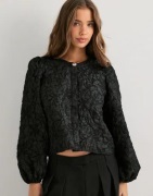 Pieces - Sort - Pcgretchen Ls Top Wvn D2D