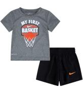 Nike ShortssÃ¦t - T-shirt/Shorts - My First Basket - Sort/GrÃ¥